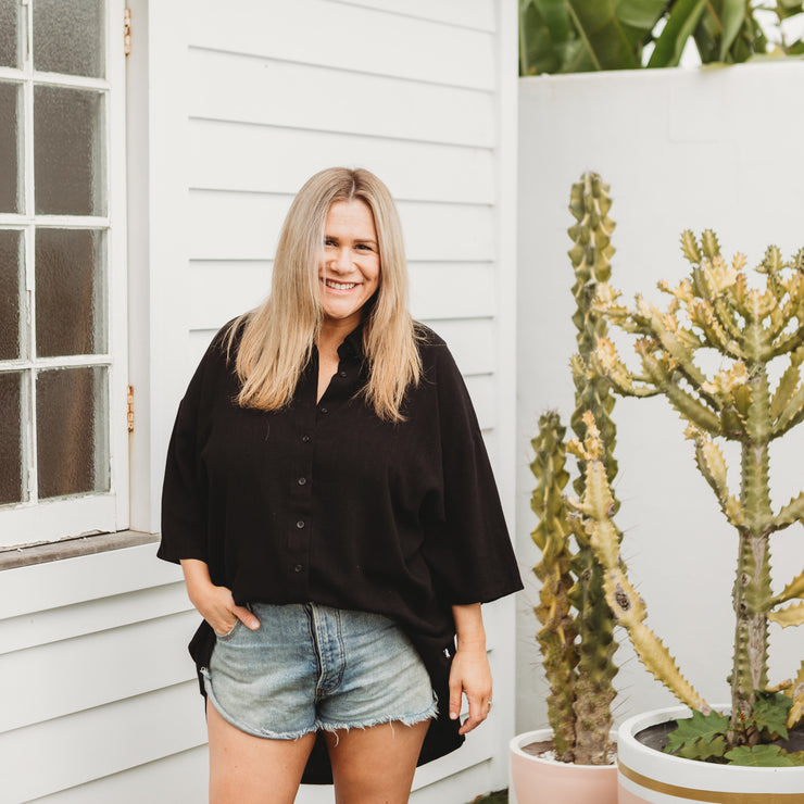 Woman - Bamboo Luxe Linen Oversized Shirt- Black Linen Shirt Halo & Horns 