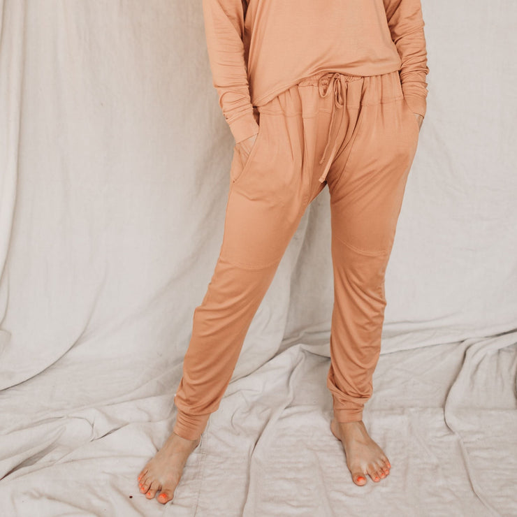 Woman - Luxe Bamboo - Weekender Pants - Clay pants Halo & Horns SML 
