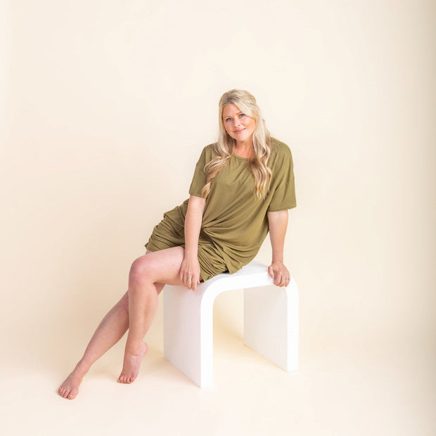 Woman - Bamboo Oversize Basic tshirt - Olive Tshirts Halo & Horns SML 