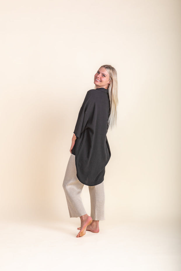 Woman - Bamboo Luxe Linen Oversized Shirt- Black Linen Shirt Halo & Horns 